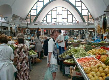 Fruit and veg market