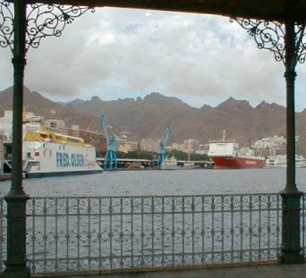 dockside of Santa Cruz